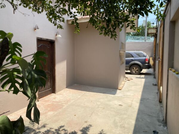 Col. Villa Florencia - Casa en Venta - Image 2