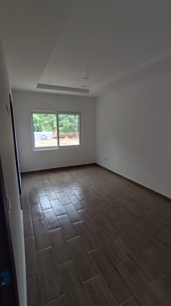 VENTA de CASA de 2 Niveles en Río Mar, Puerto Cortés - Image 7