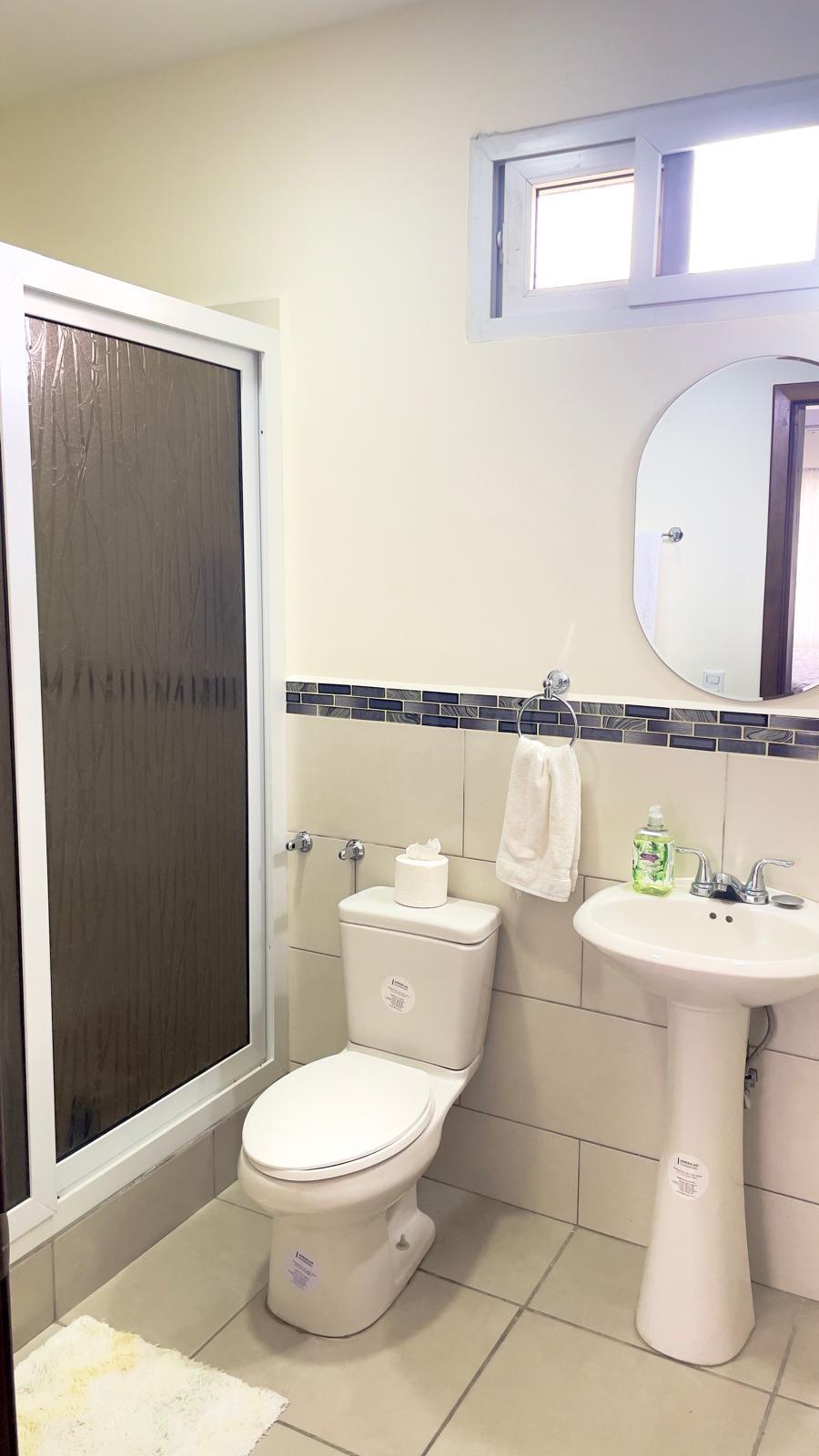 Casa con Piscina en Venta – Residencial Costa Mar, Puerto Cortés - Image 7